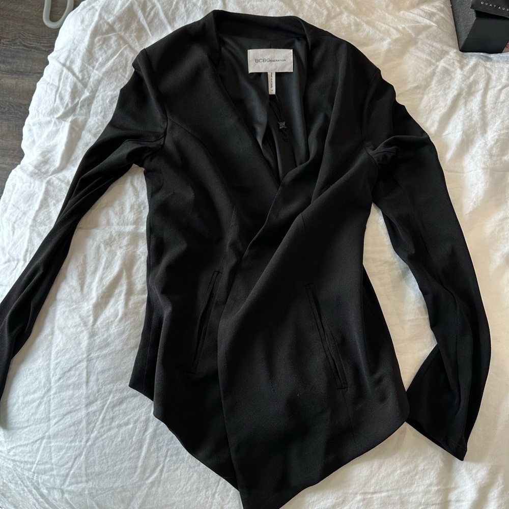 BCBG cardigan blazer
